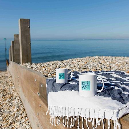 Spacious Home For 8 In Witterings - Walk To Beach East Wittering Eksteriør billede