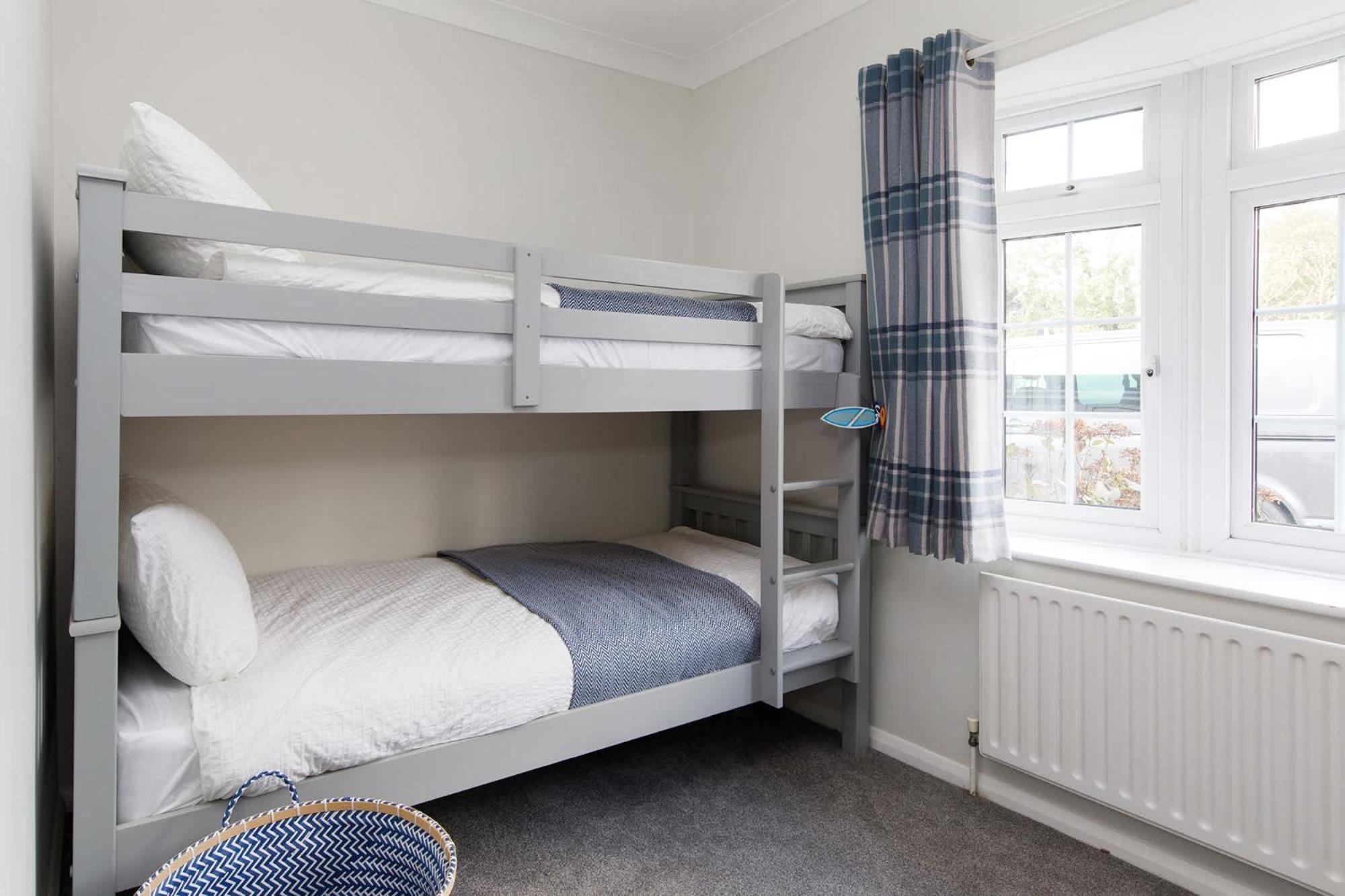 Spacious Home For 8 In Witterings - Walk To Beach East Wittering Eksteriør billede