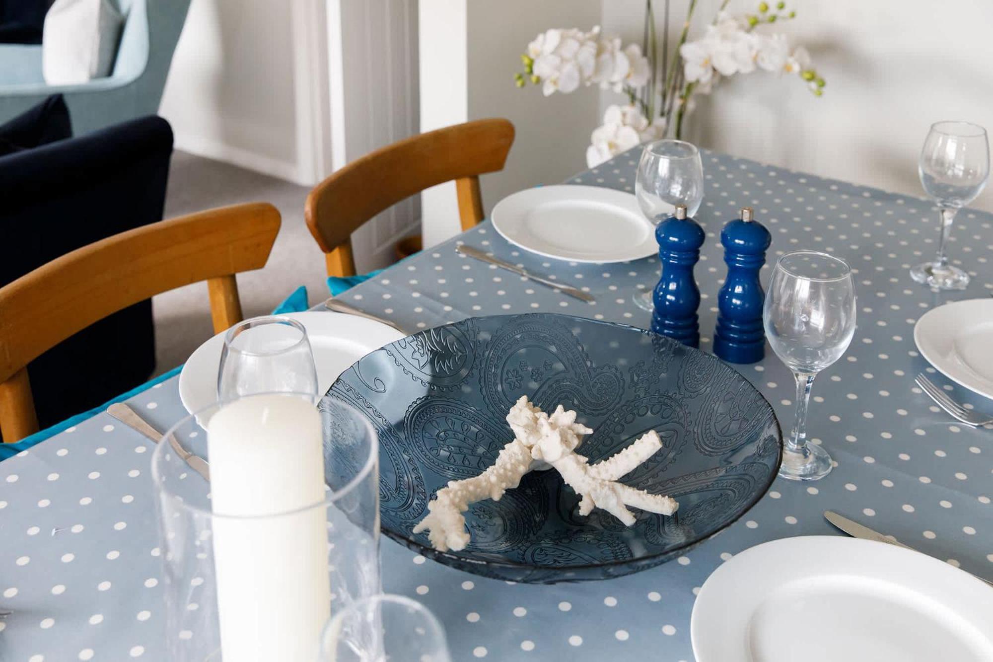 Spacious Home For 8 In Witterings - Walk To Beach East Wittering Eksteriør billede